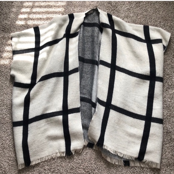 LOFT Sweaters - Loft plaid wrap